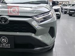 تۆیۆتا ڕاڤ 4